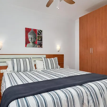 Aparthotel Nerjaluna