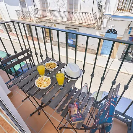 Aparthotel Nerjaluna 3*