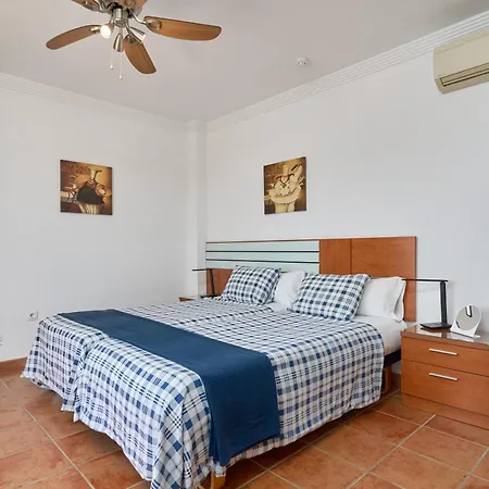 Nerjaluna Aparthotel