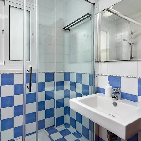 Aparthotel Nerjaluna 3*
